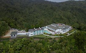 Waitakere Spa And Resort